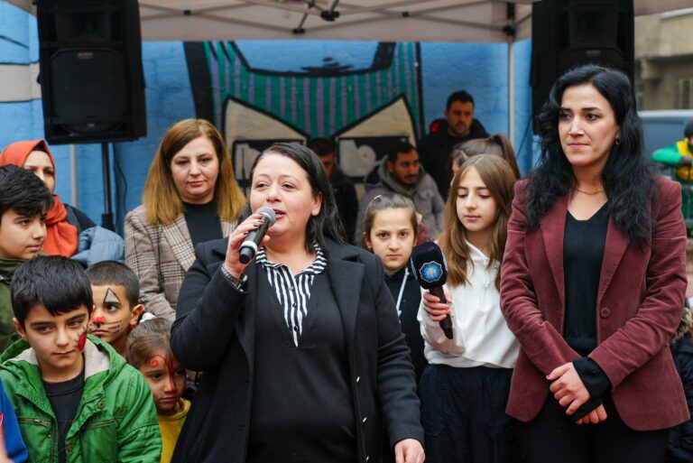 Bağlar'da Çocuklar Spor ve Sanatla Buluştu