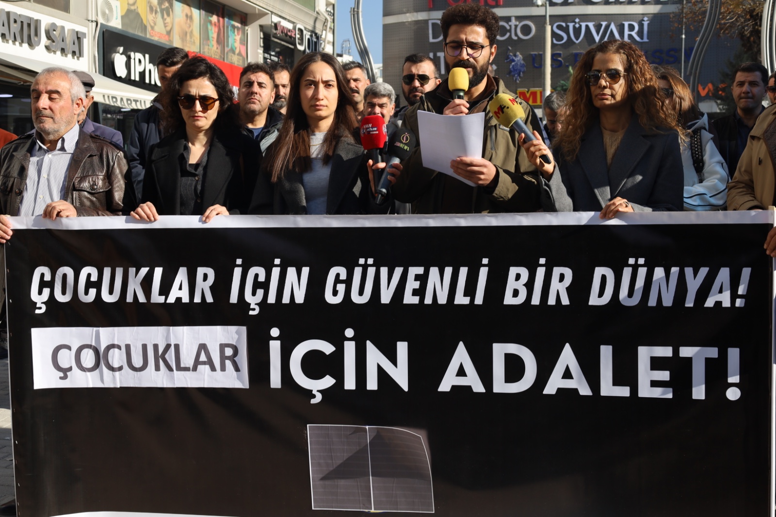 Van’da çocuk hakları için ortak çağrı: STK’lar yeni ağın kuruluşunu duyurdu