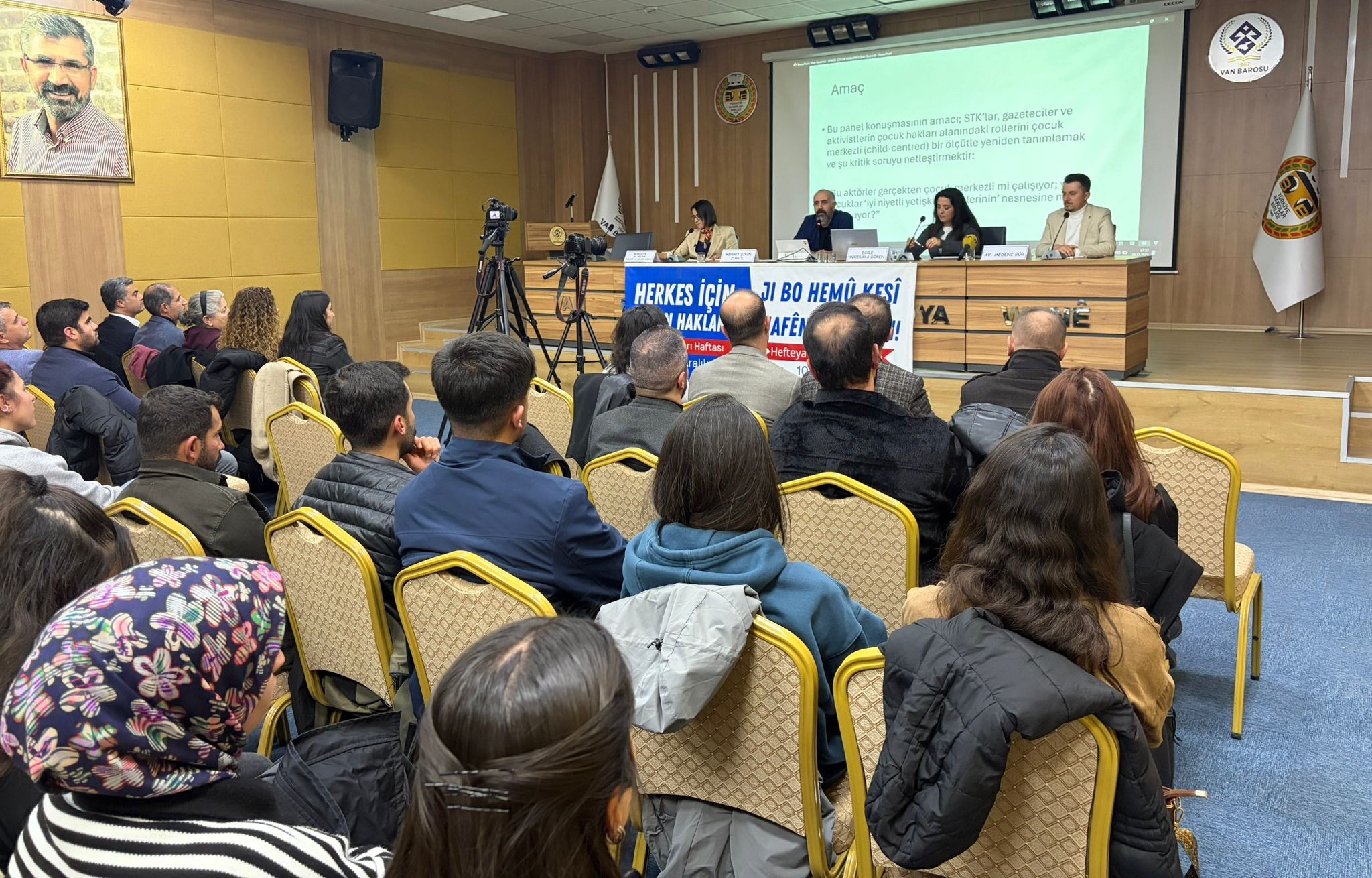 Van’da Çocuk Hakları Masaya Yatırıldı: Yaşanan Sorunlar ve Çözüm Önerileri Tartışıldı